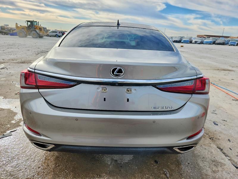 Photo 6 from auction – 2021 LEXUS ES 350 BAS with VIN 58AFZ1B15MU106913