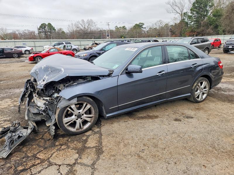 MERCEDES BENZ E 2013 z numerem VIN WDDHF5KB7DA739613 - Zdjęcie z aukcji