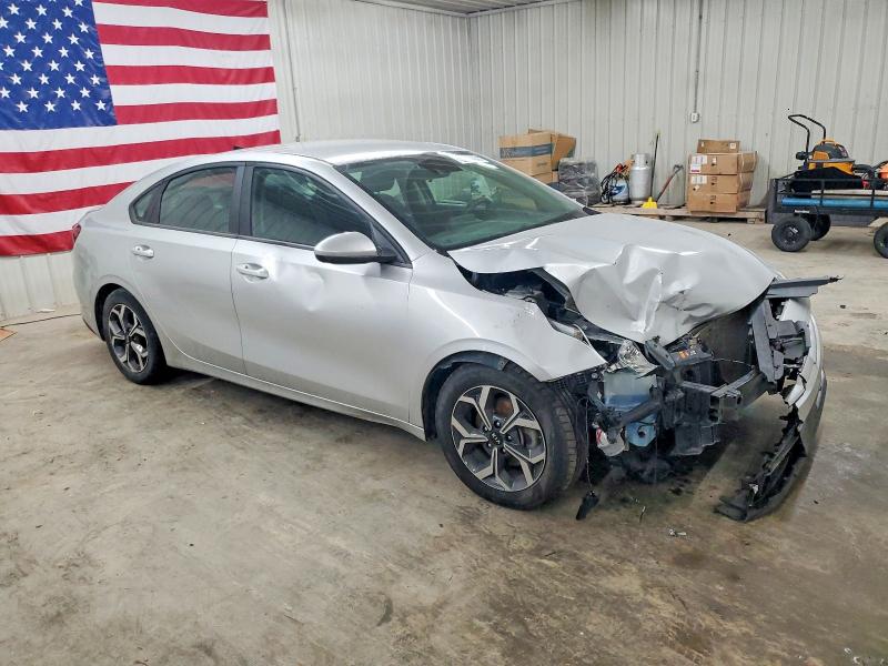 Photo 4 from auction – 2020 KIA FORTE FE with VIN 3KPF24AD5LE141557