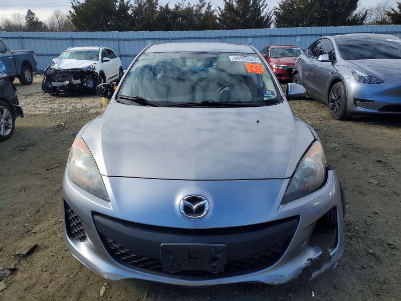 Photo 5 from auction – 2013 MAZDA 3 I with VIN JM1BL1UP0D1749667