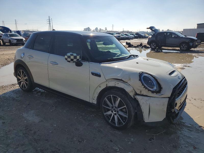 Photo 4 from auction – 2023 MINI COOPER with VIN WMW53DK06P2S64479