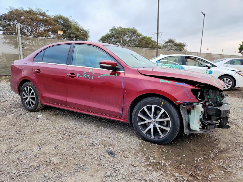 Photo 4 from auction – 2017 VOLKSWAGEN JETTA SE with VIN 3VWDB7AJ3HM354810