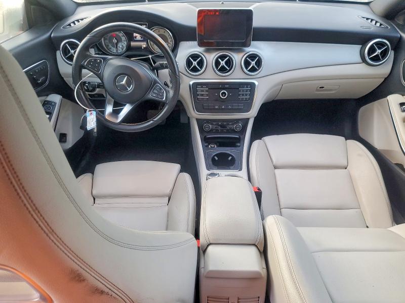 Photo 8 from auction – 2016 MERCEDES-BENZ CLA with VIN WDDSJ4EB5GN386120