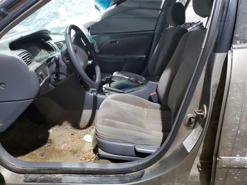 Photo 7 from auction – 2001 TOYOTA CAMRY CE with VIN 4T1BG22K31U050394