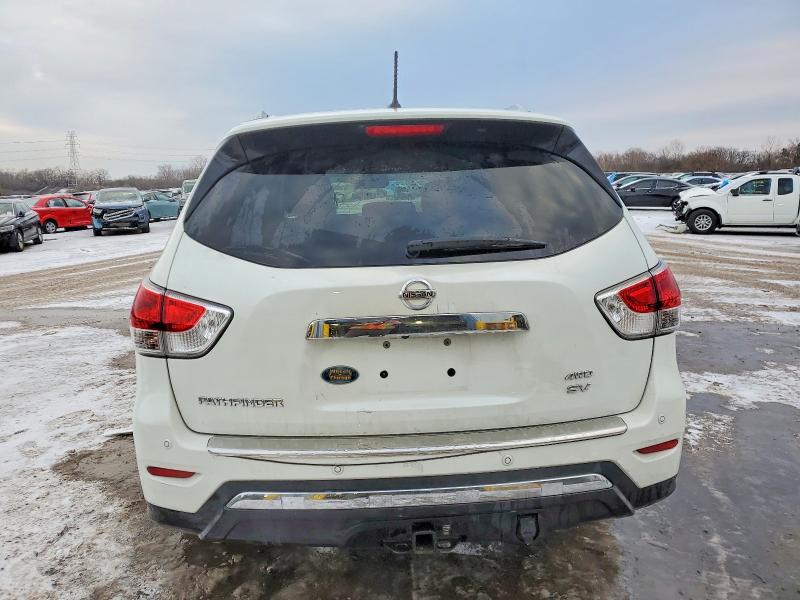 Photo 6 from auction – 2015 NISSAN PATHFINDER with VIN 5N1AR2MM3FC619648