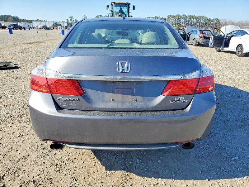 Photo 6 from auction – 2013 HONDA ACCORD TOU with VIN 1HGCR3F97DA033377
