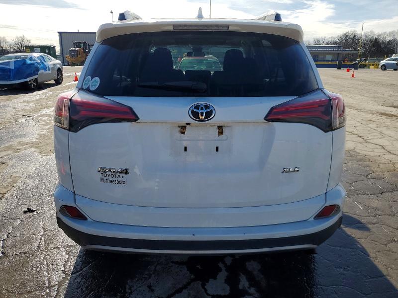 Photo 6 from auction – 2018 TOYOTA RAV4 with VIN 2T3WFREV5JW521519