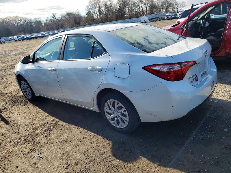 Photo 2 from auction – 2018 TOYOTA COROLLA L with VIN 5YFBURHE0JP746019