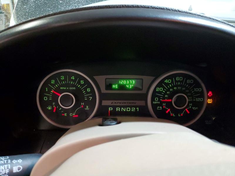 Photo 9 from auction – 2006 FORD EXPEDITION with VIN 1FMPU16536LA53676
