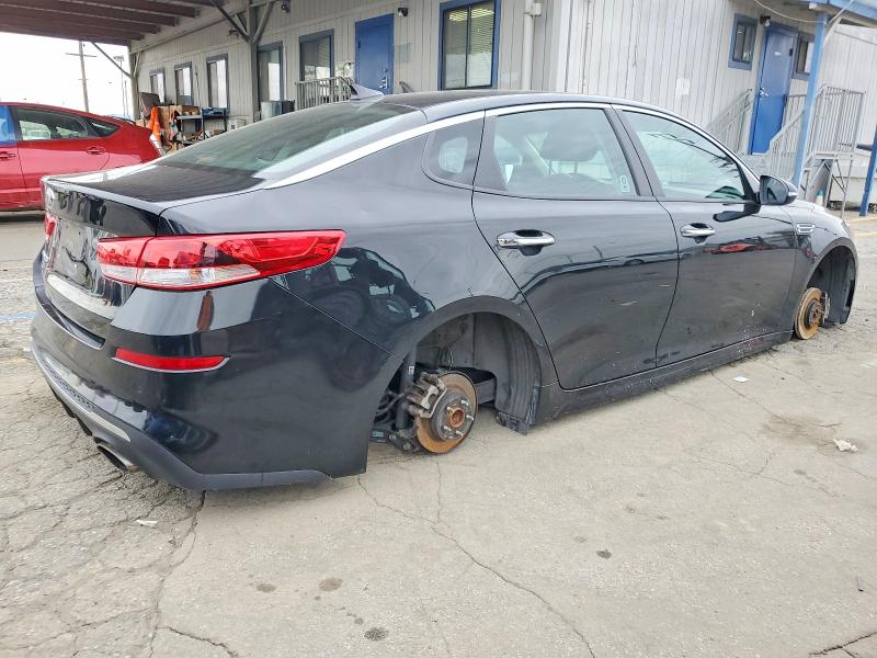 Photo 3 from auction – 2020 KIA OPTIMA with VIN 5XXGT4L30LG431735