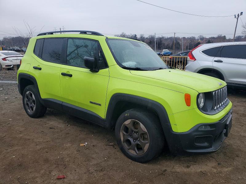 Photo 4 from auction – 2018 JEEP RENEGADE with VIN ZACCJBAB7JPH33888