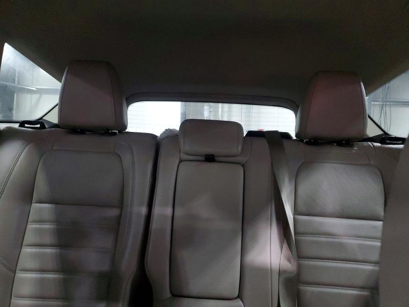 Photo 10 from auction – 2017 FORD ESCAPE with VIN 1FMCU9J92HUB62618