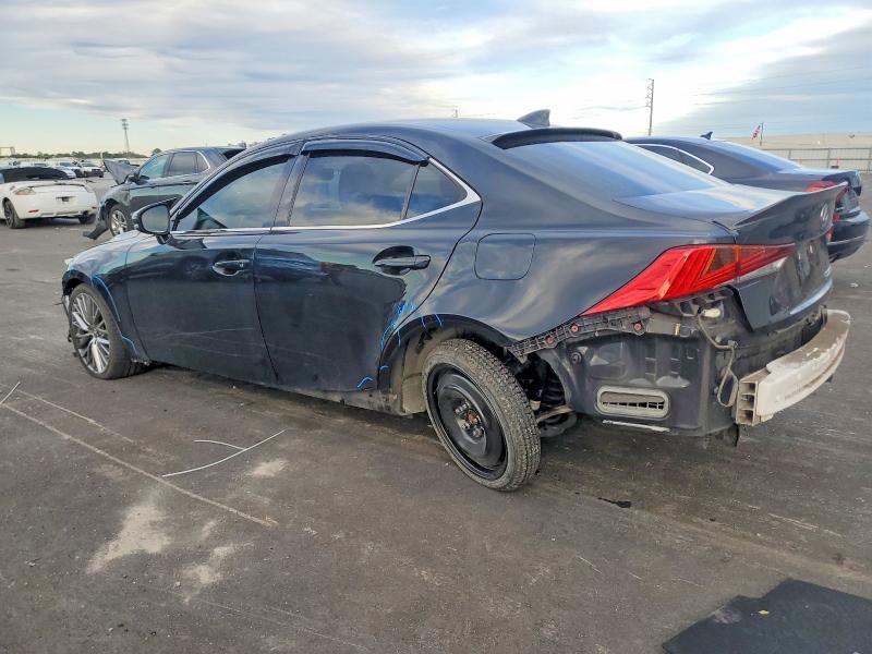 Photo 2 from auction – 2017 LEXUS IS 200T with VIN JTHBA1D27H5040158