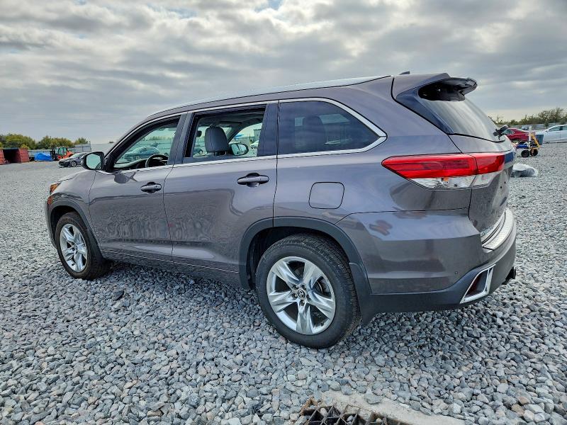 Photo 2 from auction – 2018 TOYOTA HIGHLANDER with VIN 5TDDZRFH4JS826244