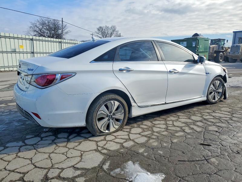 صورة رقم 3 من المزاد - 2013 HYUNDAI SONATA HYB مع VIN KMHEC4A49DA098480