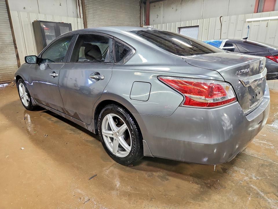 Photo 2 from auction – 2014 NISSAN ALTIMA 2.5 with VIN 1N4AL3AP6EC272895