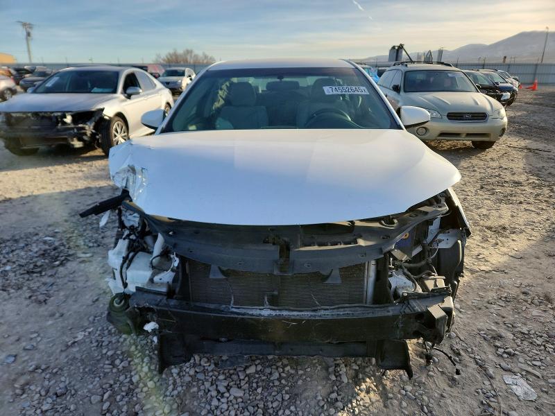 Photo 5 from auction – 2016 TOYOTA CAMRY LE with VIN 4T1BF1FK3GU514011