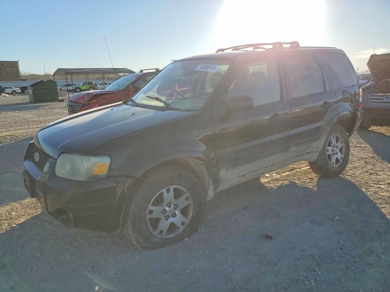 FORD ESCAPE 2005 with VIN 1FMCU94195KA78938 - Photo from auction