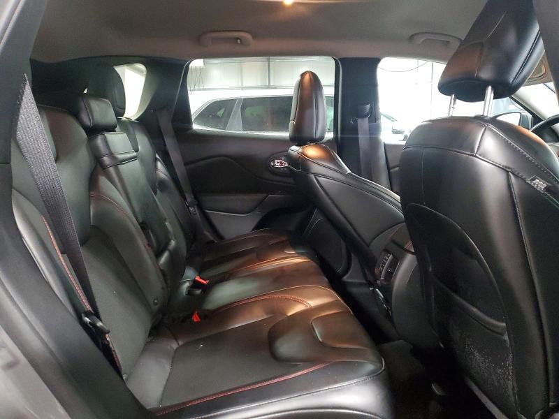Photo 11 from auction – 2019 JEEP CHEROKEE with VIN 1C4PJMBX0KD399310
