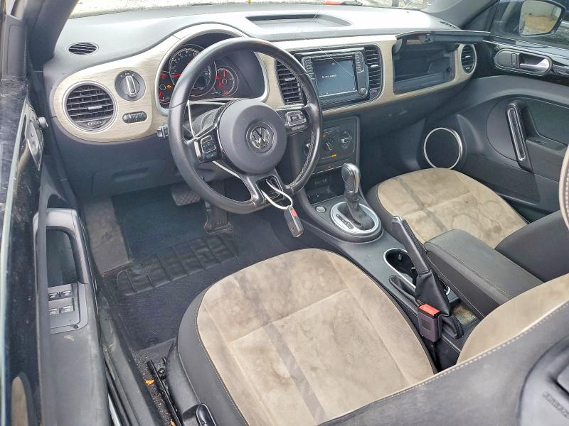 Photo 8 from auction – 2018 VOLKSWAGEN BEETLE S with VIN 3VW5DAAT8JM505370