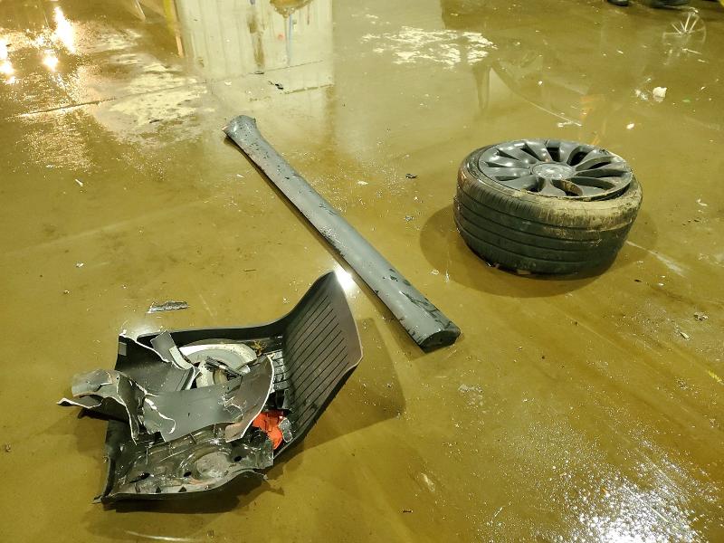 Photo 12 from auction – 2025 TESLA MODEL Y with VIN 7SAYGDEF8SA350838