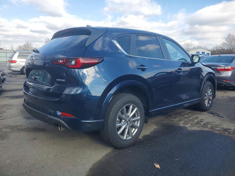 Foto 3 de la subasta – 2024 MAZDA CX-5 PREFE con VIN JM3KFBCL4R0483411
