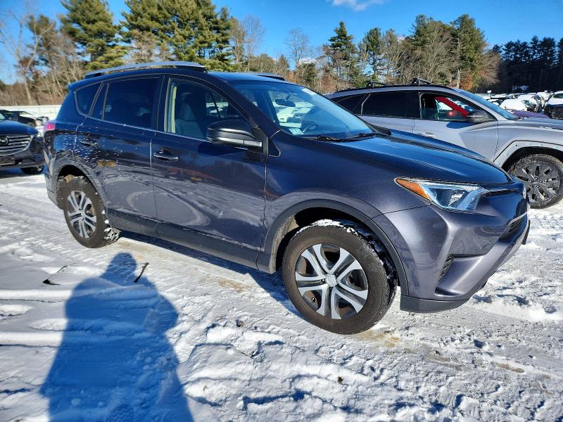 Photo 4 from auction – 2016 TOYOTA RAV4 LE with VIN JTMBFREVXGJ097325