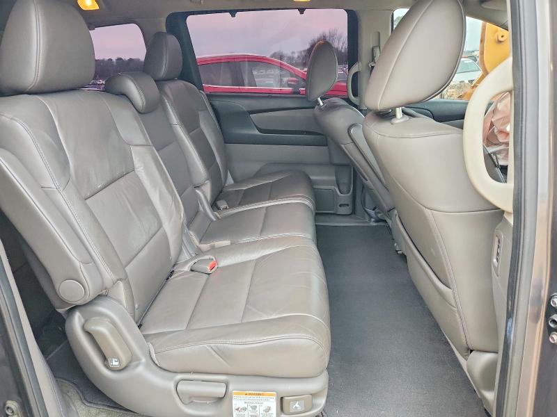 Photo 11 from auction – 2016 HONDA ODYSSEY with VIN 5FNRL5H69GB041503