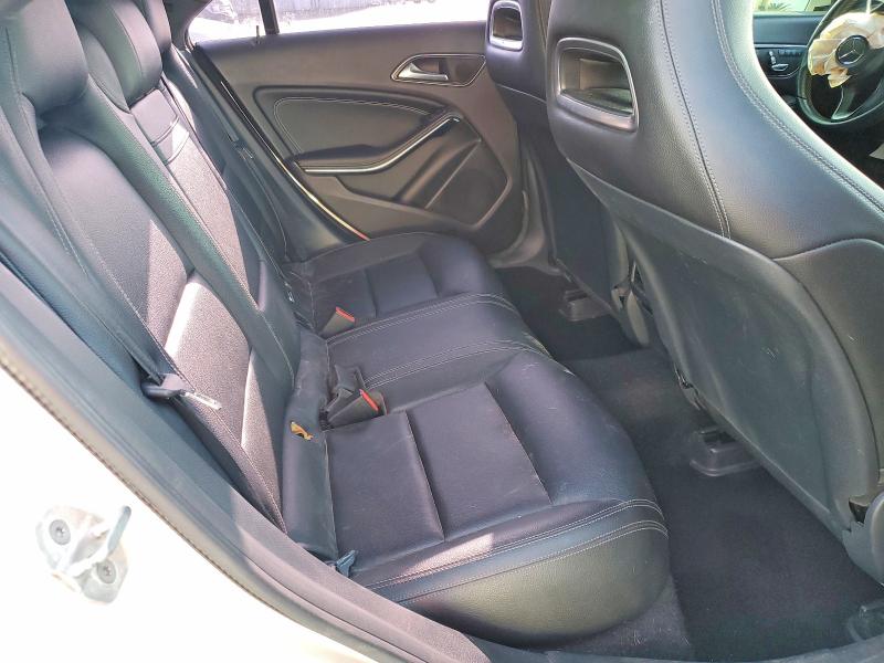 Photo 10 from auction – 2018 MERCEDES-BENZ CLA 250 with VIN WDDSJ4EB9JN568054