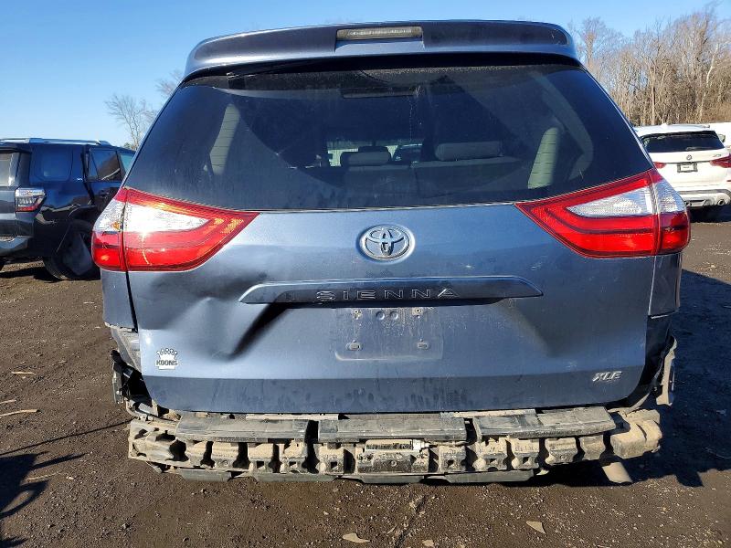 Photo 6 from auction – 2015 TOYOTA SIENNA XLE with VIN 5TDYK3DC6FS576751