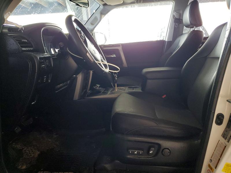 Photo 7 from auction – 2018 TOYOTA 4RUNNER SR with VIN JTEBU5JR9J5547288