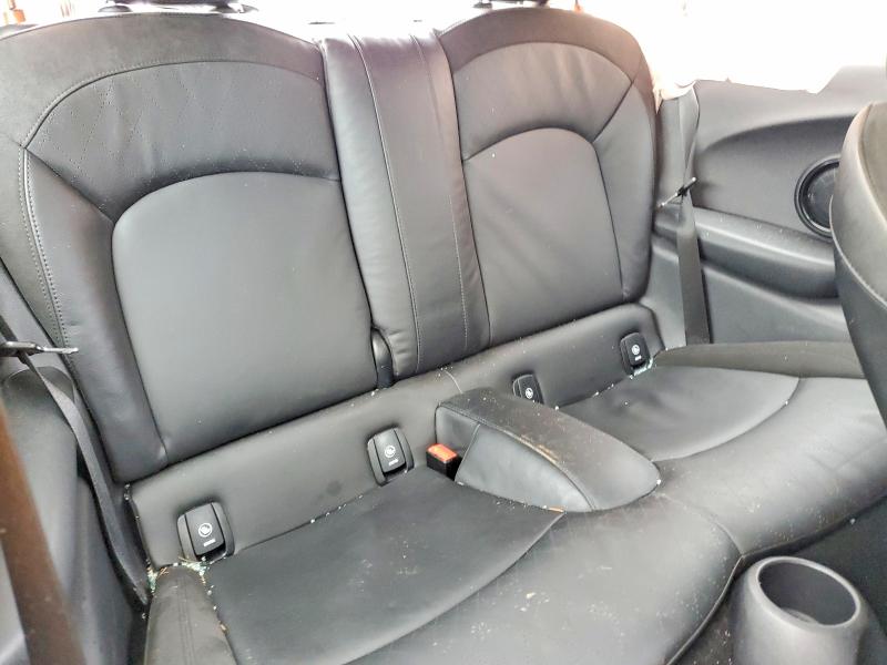 Photo 10 from auction – 2022 MINI COOPER with VIN WMW13DJ05N2R93375