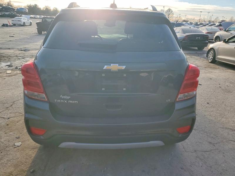 Photo 6 from auction – 2017 CHEVROLET TRAX 1LT with VIN 3GNCJPSB1HL193640