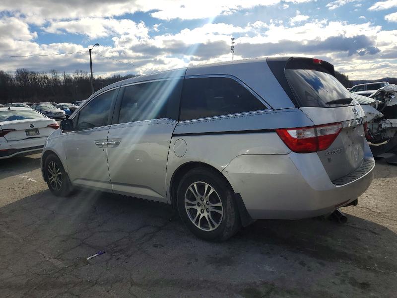 Photo 2 from auction – 2013 HONDA ODYSSEY with VIN 5FNRL5H65DB053577