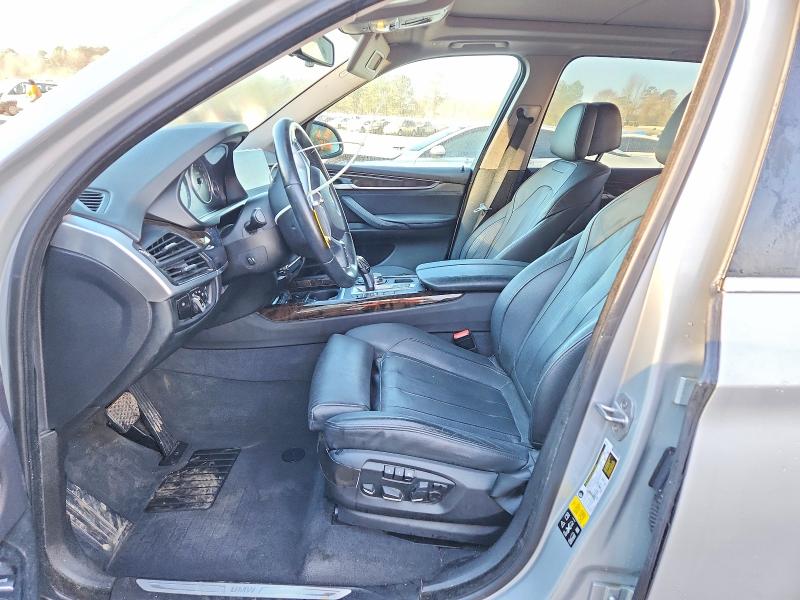 Photo 7 from auction – 2016 BMW X5 XDRIVE5 with VIN 5UXKR6C53G0J82018