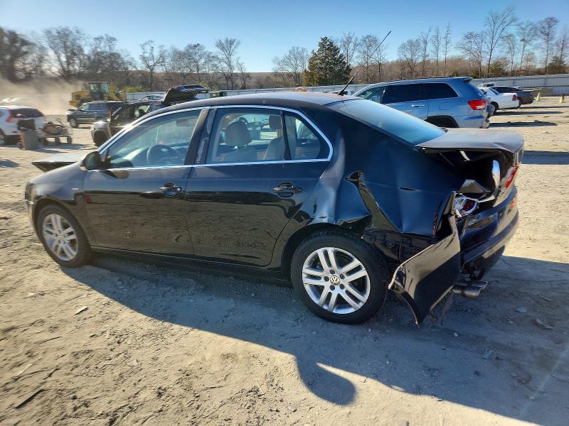 Photo 2 from auction – 2007 VOLKSWAGEN JETTA WOLF with VIN 3VWEF71K97M067309