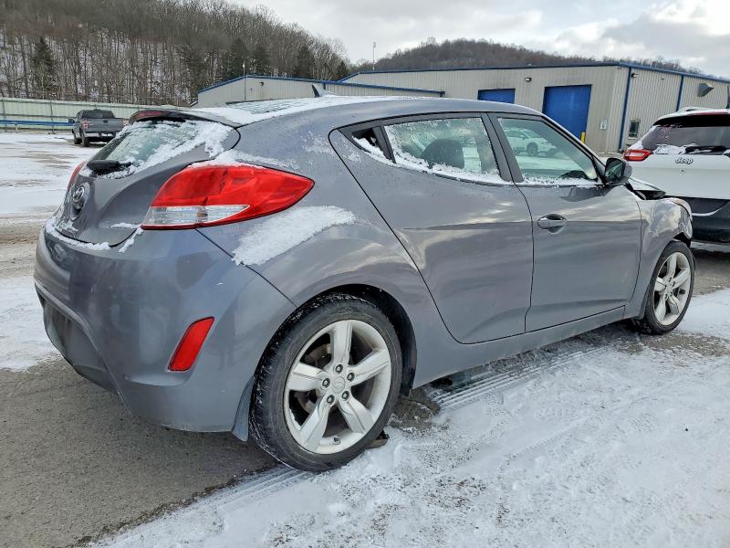 Photo 3 from auction – 2015 HYUNDAI VELOSTER with VIN KMHTC6AD1FU229213