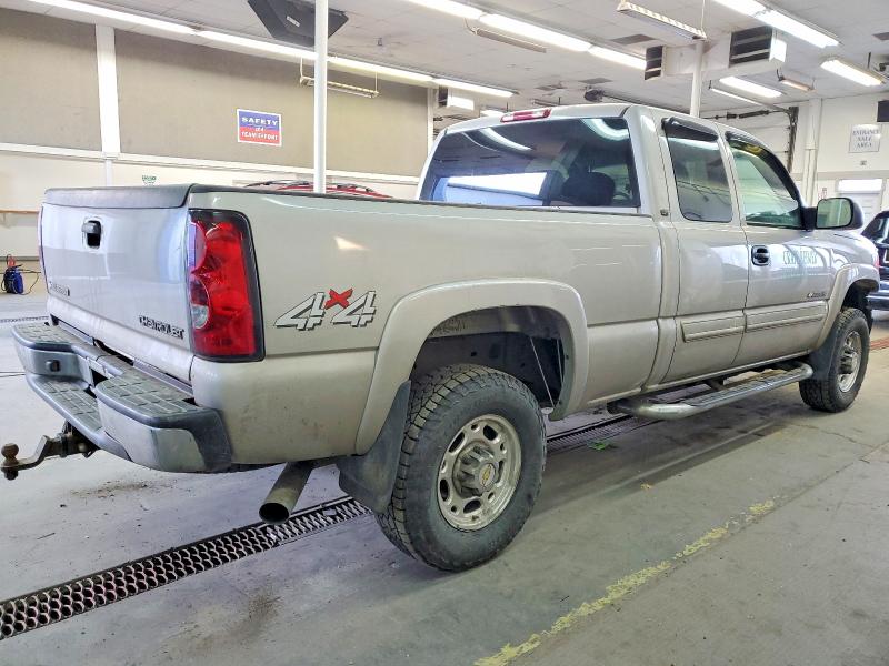 Photo 3 from auction – 2005 CHEVROLET SILVERADO with VIN 1GCHK29U45E133482