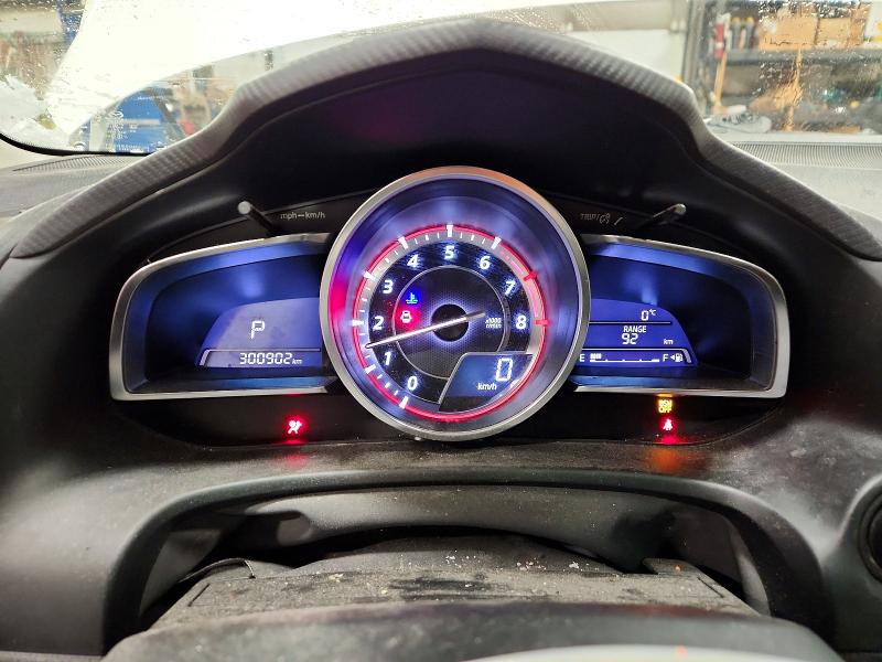 Photo 9 from auction – 2014 MAZDA 3 with VIN JM1BM1M36E1189343