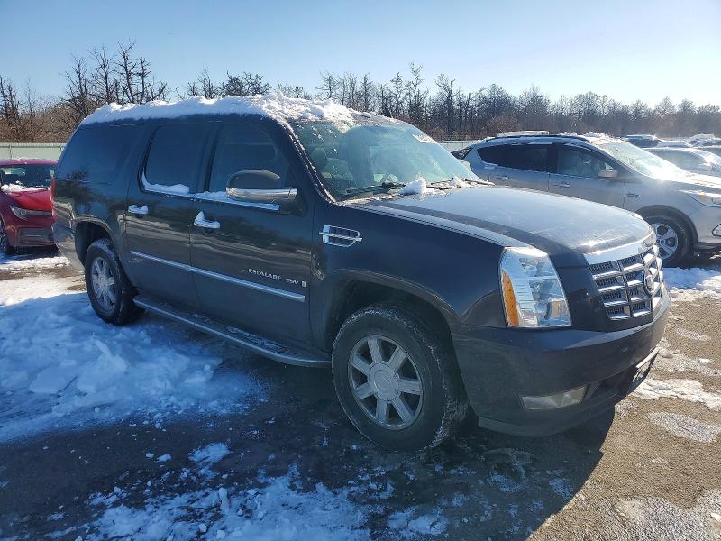 Foto 4 de la subasta – 2009 CADILLAC ESCALADE E con VIN 1GYFK16299R113208