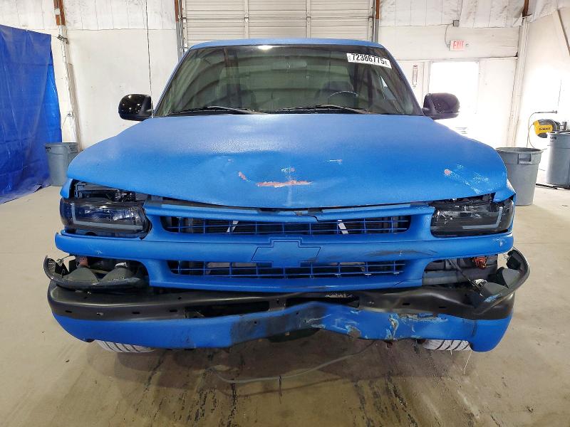 Photo 5 from auction – 2002 CHEVROLET SILVERADO with VIN 2GCEC19V521295993