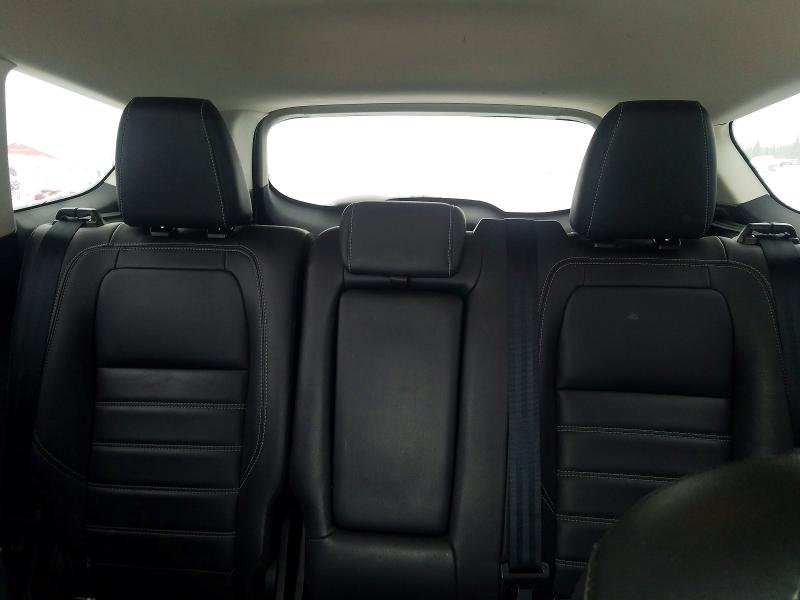 Photo 10 from auction – 2019 FORD ESCAPE SEL with VIN 1FMCU9HD5KUB37133