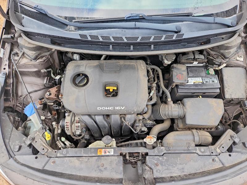 Photo 11 from auction – 2017 KIA FORTE LX with VIN 3KPFK4A74HE157122