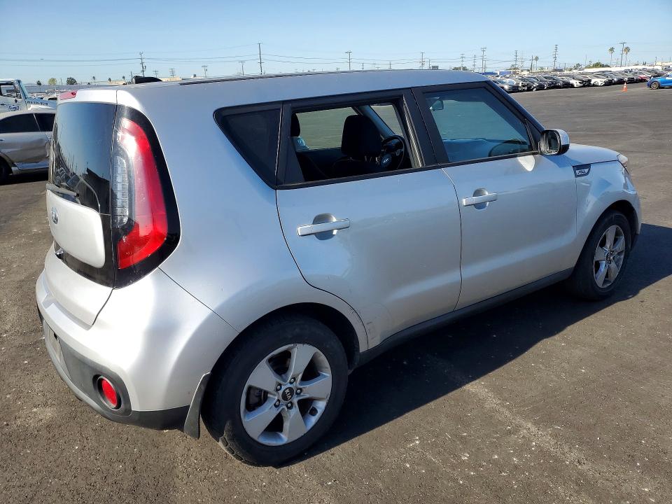 Photo 3 from auction – 2019 KIA SOUL with VIN KNDJN2A29K7684218