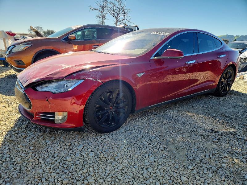 TESLA MODEL S 2015 with VIN 5YJSA1E28FF105143 - Photo from auction