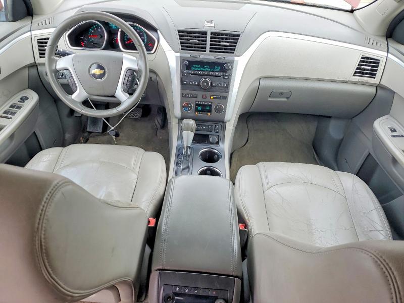 Photo 8 from auction – 2011 CHEVROLET TRAVERSE L with VIN 1GNKRJED7BJ195406