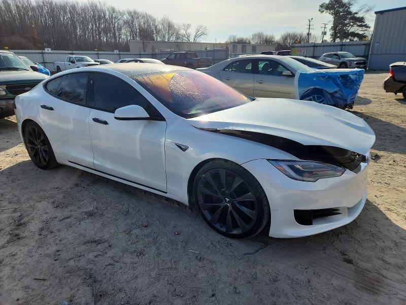 Photo 4 from auction – 2019 TESLA MODEL S with VIN 5YJSA1E2XKF335096