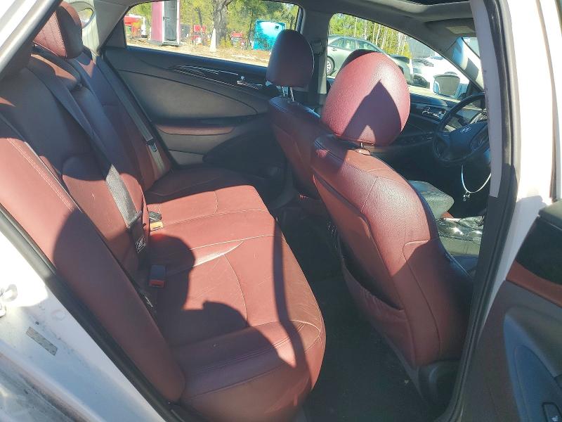 Photo 10 from auction – 2011 HYUNDAI SONATA SE with VIN 5NPEC4AC7BH029322