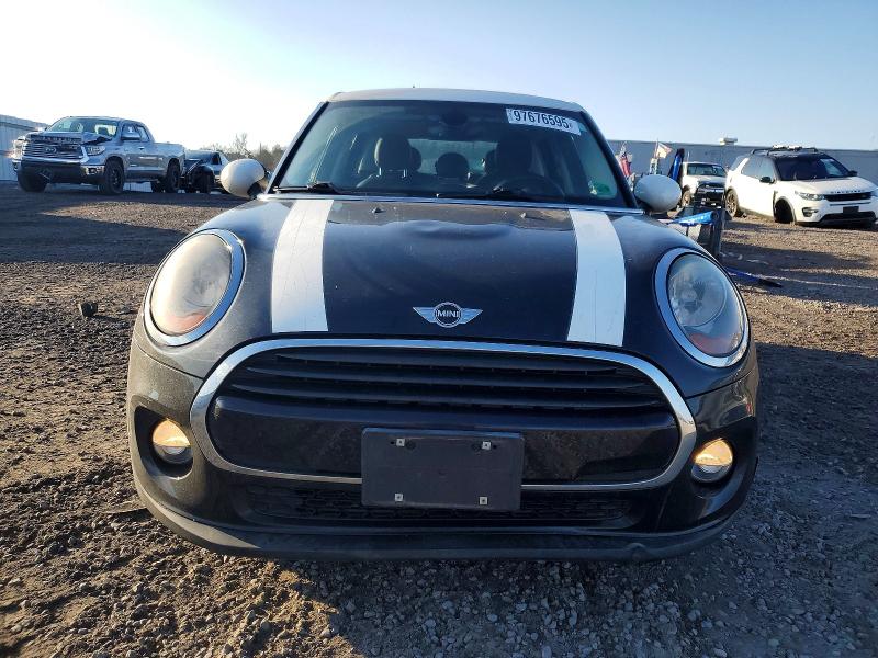 Photo 5 from auction – 2016 MINI COOPER with VIN WMWXU1C55G2E17001