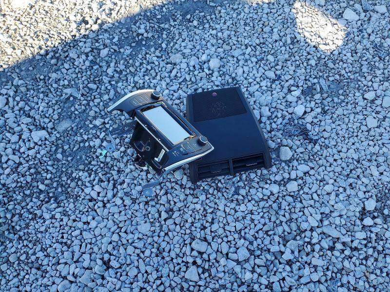 Photo 12 from auction – 2017 TOYOTA CAMRY with VIN 4T1BF1FK9HU624479